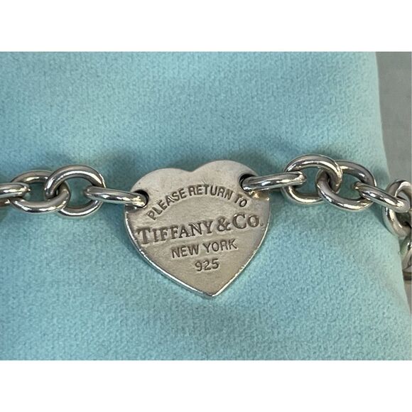 Return To Tiffany Heart Tag Chain Link Bracelet - 7” - Silver - Picture 7 of 16